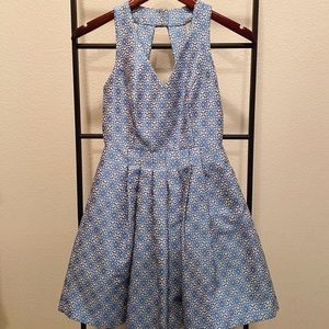 Banana Republic blue and white pattern dress